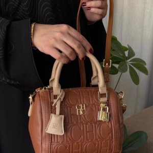 شنطة كارولينا هيريرا