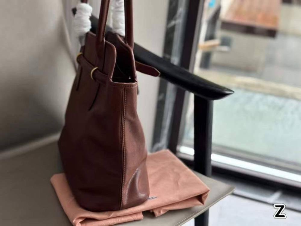 Bag miu miu - الصورة 5