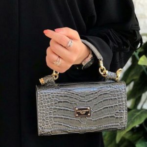 دولتشي غابانا ليذر