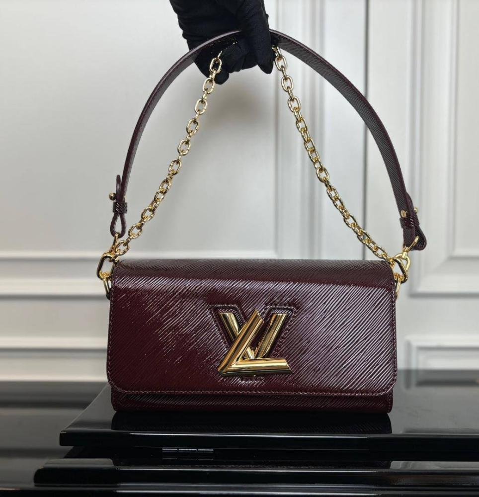 Lv bag - الصورة 4