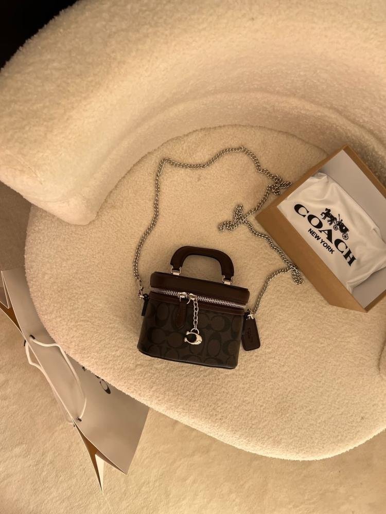 شنطة كوتش
