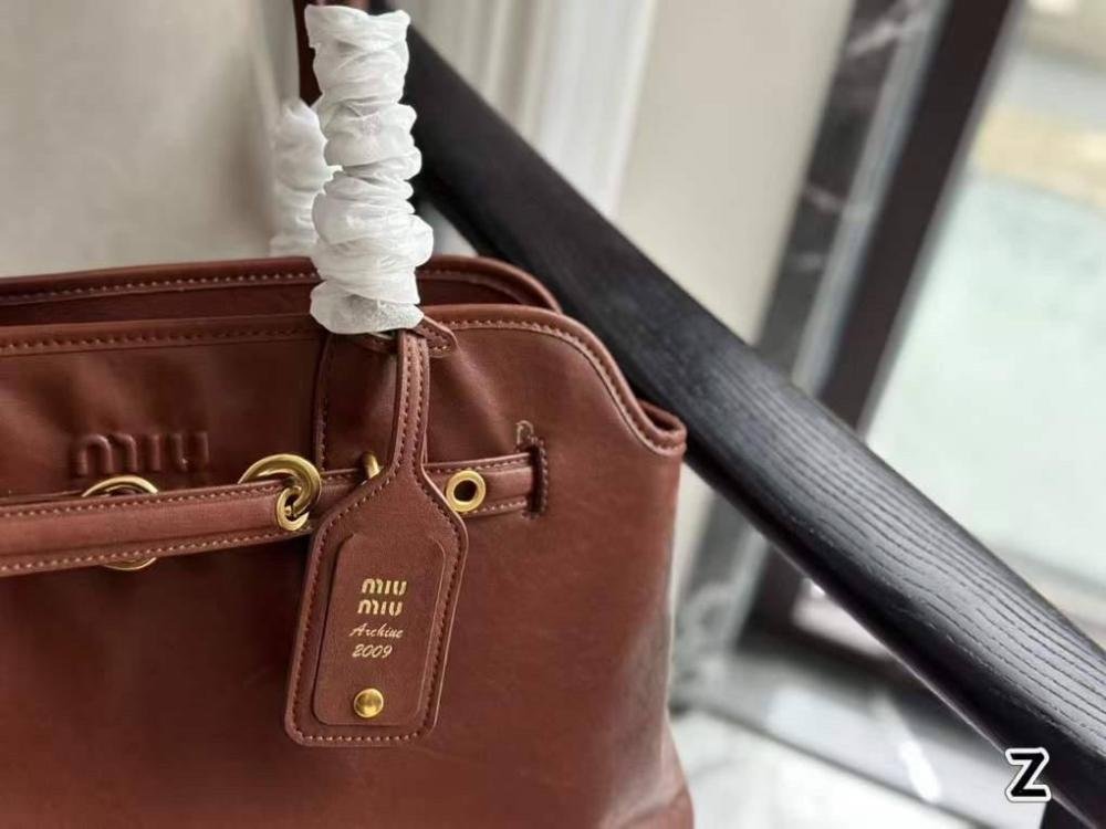 Bag miu miu - الصورة 3