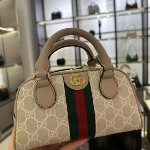 شنطة قوتشي