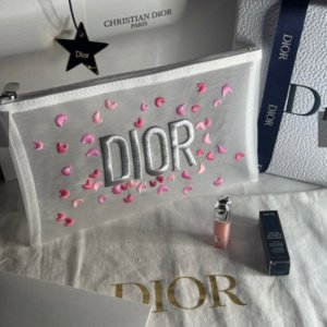 Packaging of dior