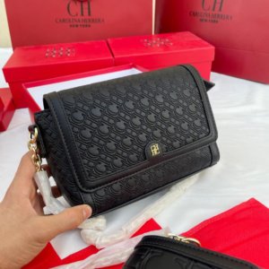 شنطة ch