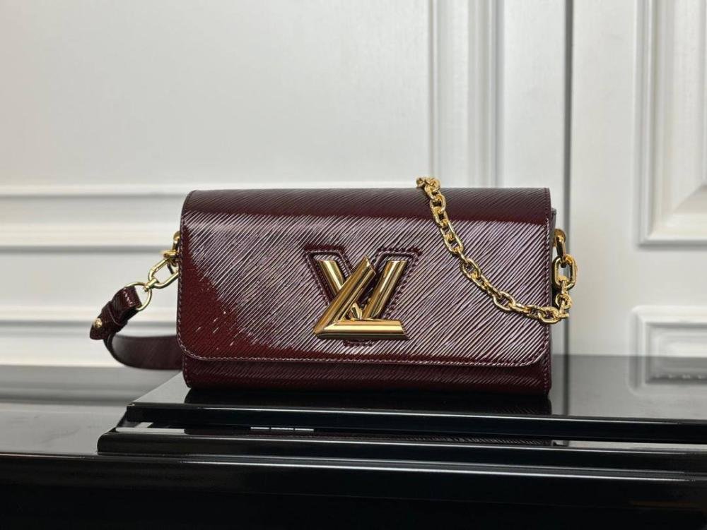 Lv bag - الصورة 8