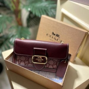 شنطة كوتش new