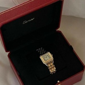 ساعه -