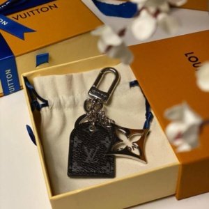 ميدالية لويس فيتون