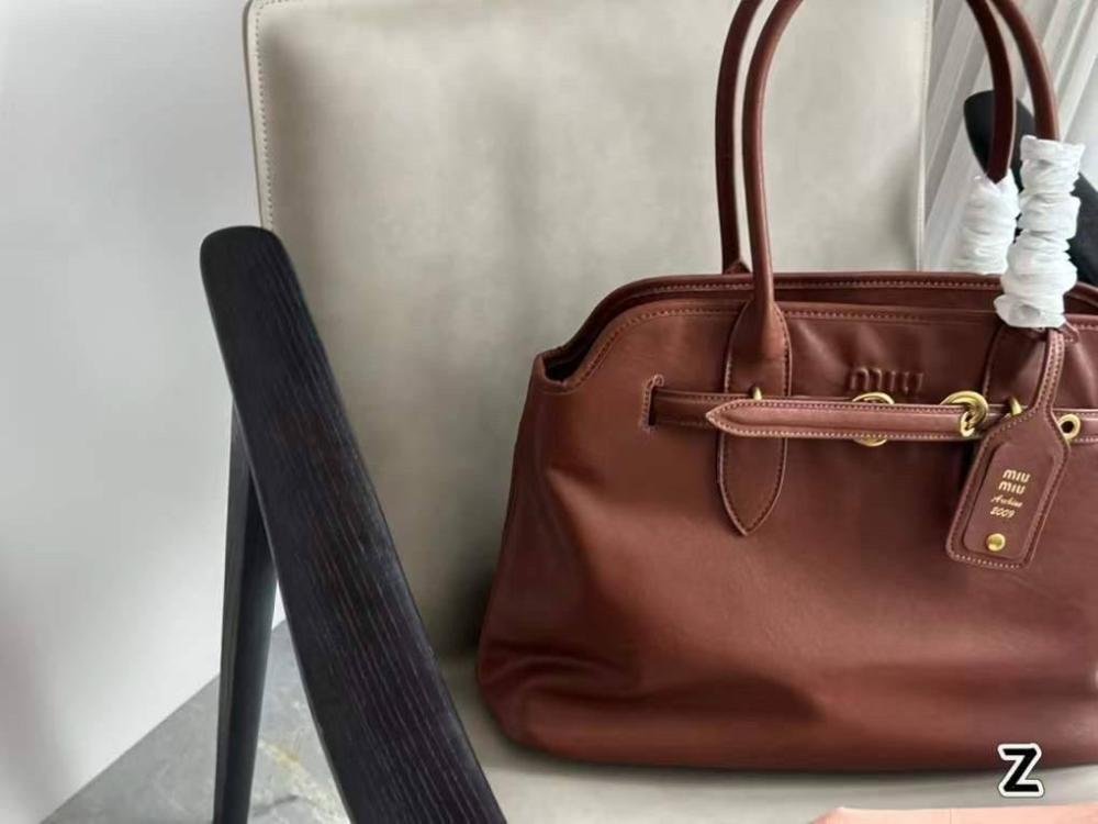 Bag miu miu - الصورة 7