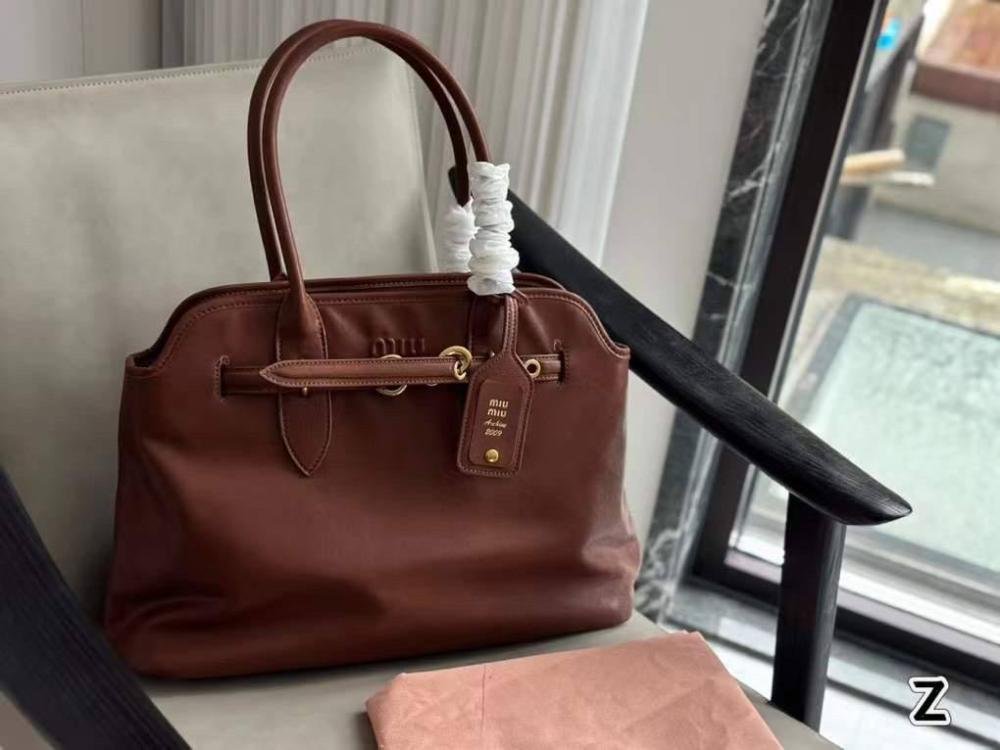 Bag miu miu - الصورة 6