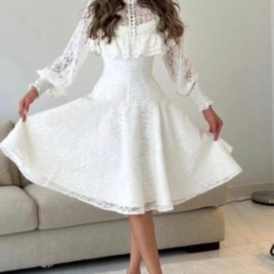 فستان دانتيل -ابيض-